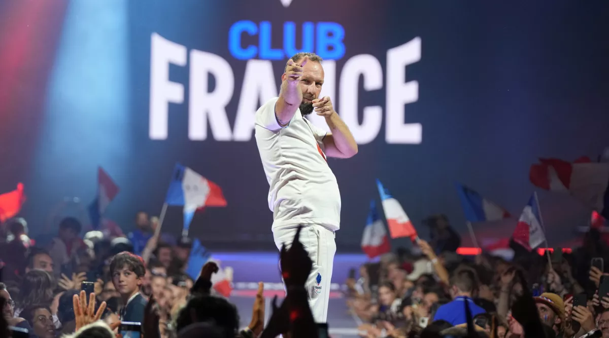Le sniper Michaud fêté au Club France